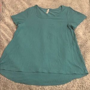 Lularoe Classic Tee